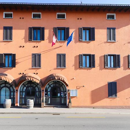 Casa Zen Hotel Balerna Exterior photo